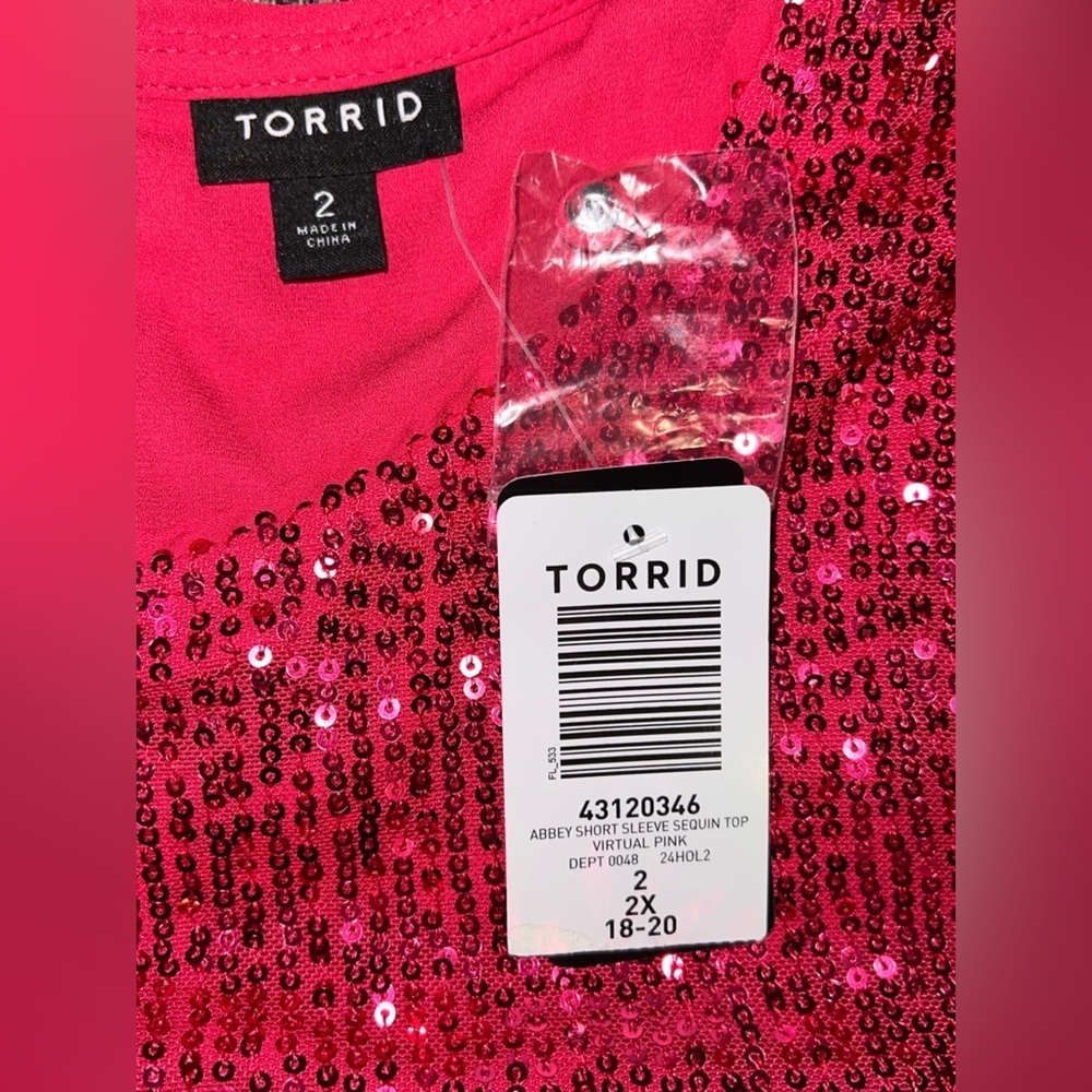 NWT Torrid Magenta Pink Sequin Abbey Short Sleeve Top Size 2 - Picture 8 of 10